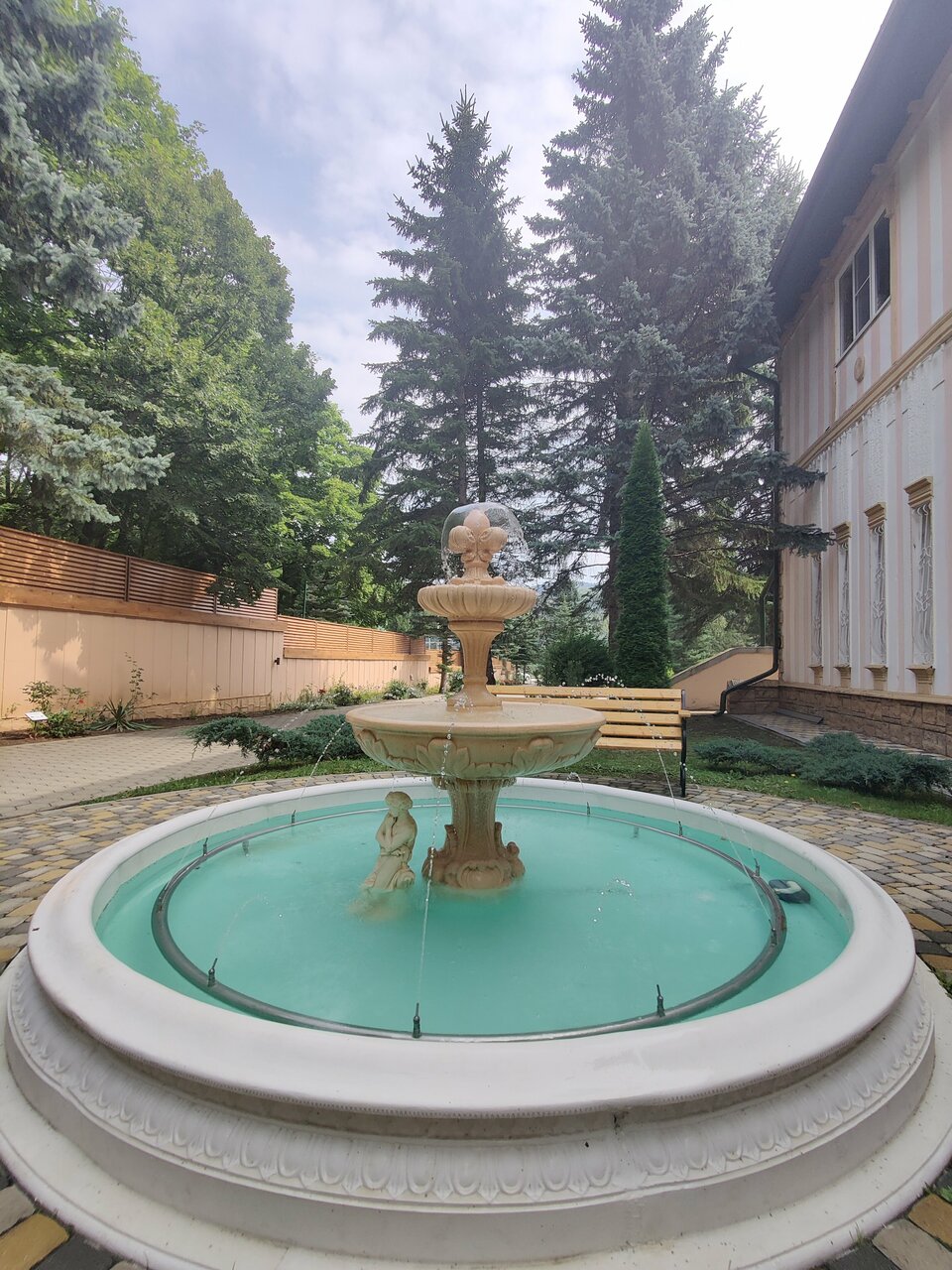 Вилла Арнест